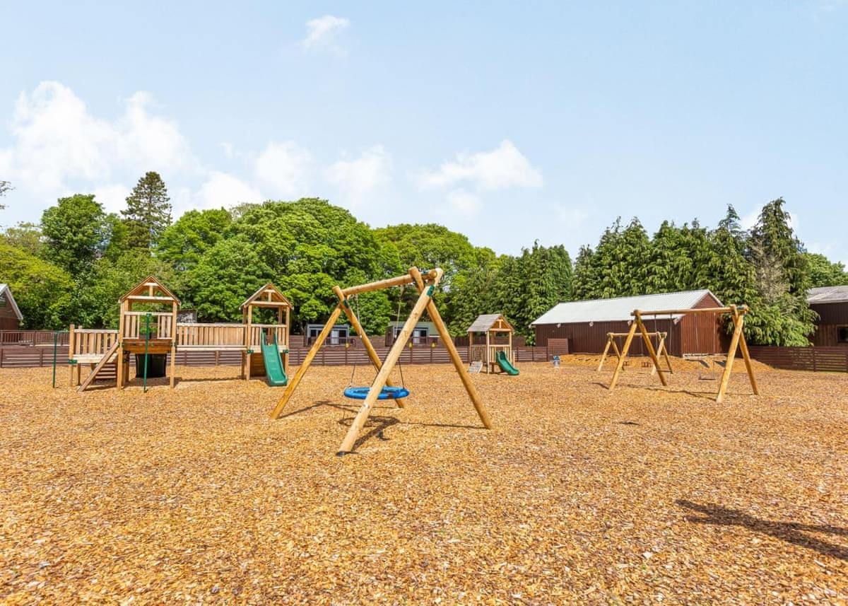 Loch Ness Highland Resort Pods ฟอร์ตออกัสตัส ภายนอก รูปภาพ